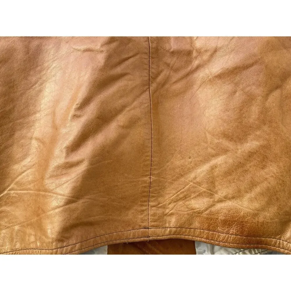 Genuine Leather Men's Vintage Button Vest Made in‎ Mexico Size 44 Tan/Brown